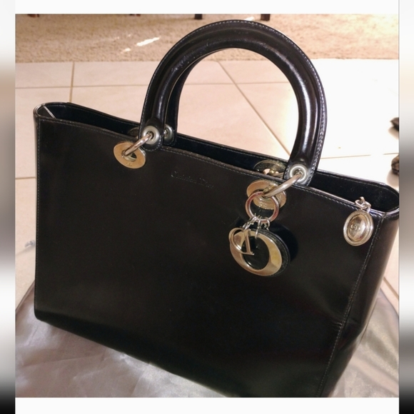 Christian Dior Lady Dior Handbag - Picture 2 of 14